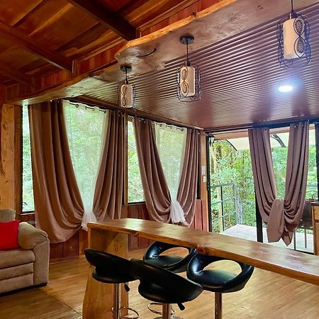 Cabanas La Montana モンテベルデ エクステリア 写真