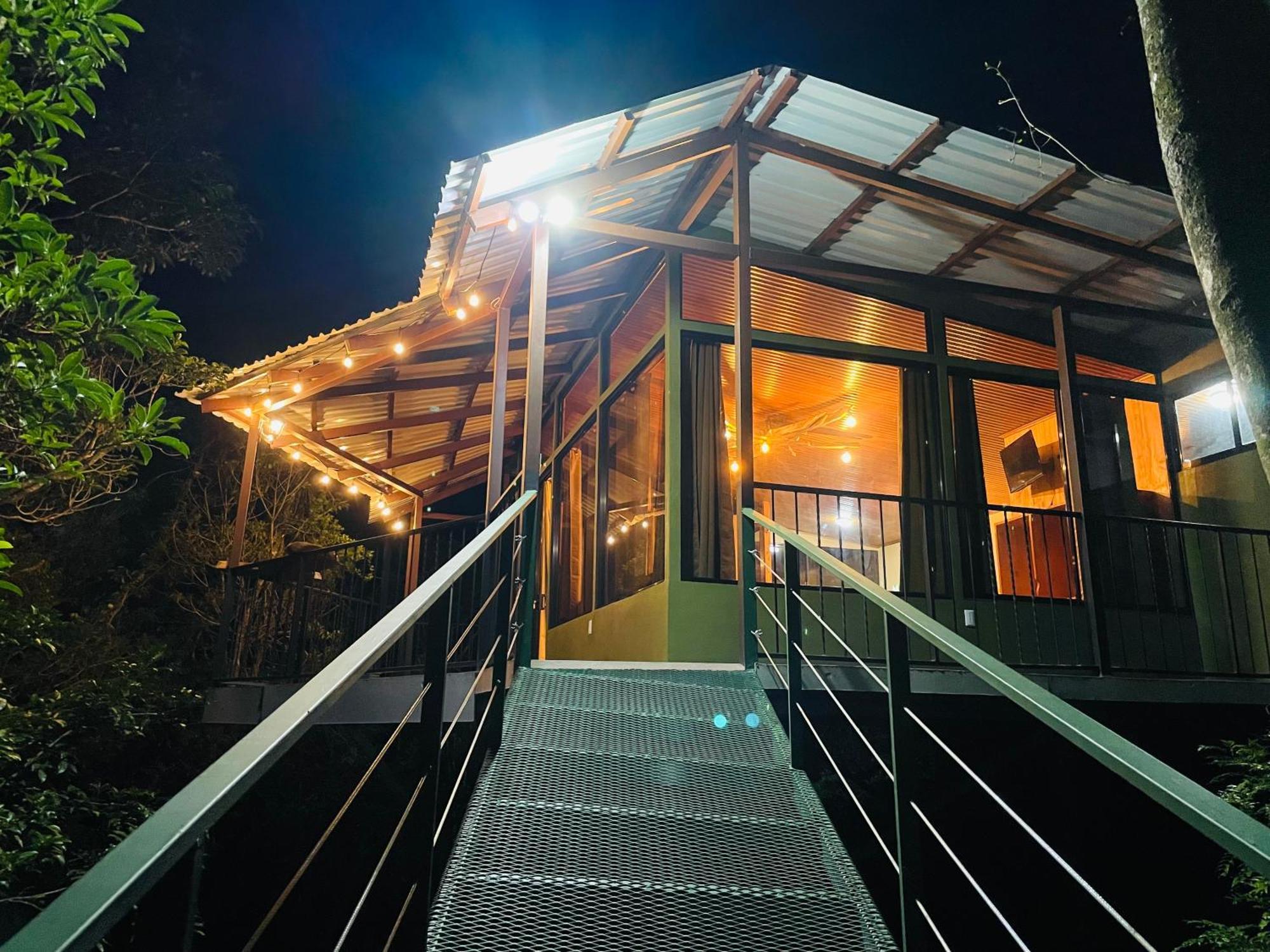 Cabanas La Montana モンテベルデ エクステリア 写真